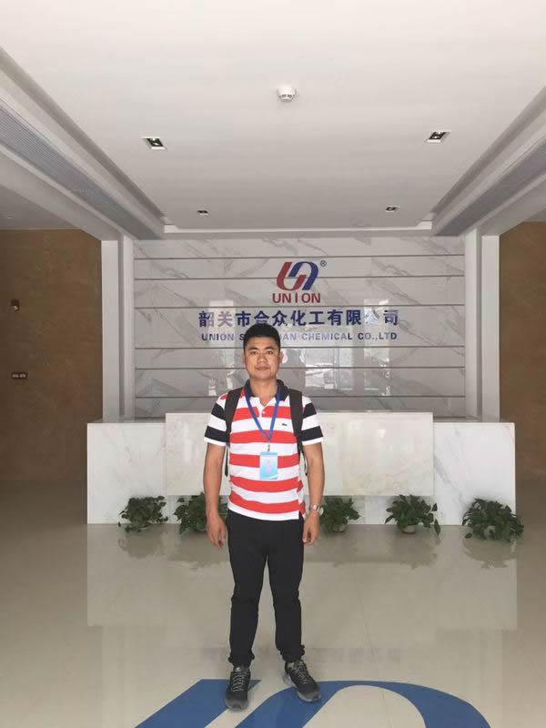 萊思恒溫恒濕試驗箱送貨韶關合眾化工企業