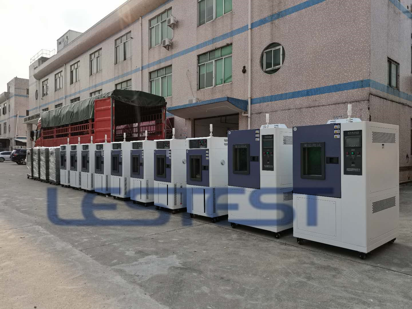  江蘇光電與萊思合作批量高低溫快溫變試驗箱